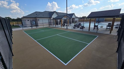 Apartment Complex, Picklebal Court
Multi-Family
SUNDEK Austin
