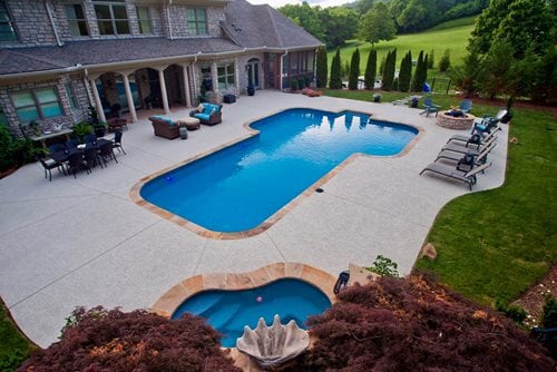 Concrete Pool Deck, White Concrete Pool
Pool Deck Resurfacing
Sundek

