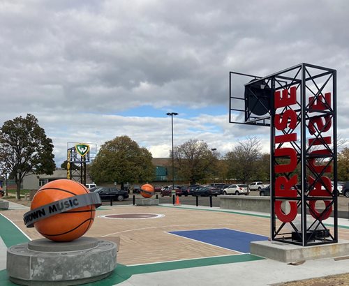 School Basketball Court
Schools, Health & Churches
Sundek
