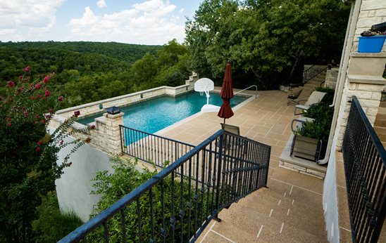 Concrete Pool Deck In Austin
Pool Deck Resurfacing
Sundek
